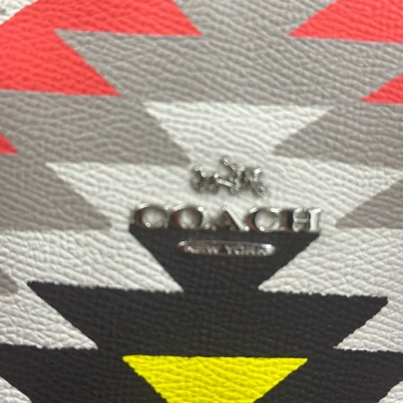 Coach Aztec Print 
Dream Weaver Tote Bag. RARE - Picture 2 of 9